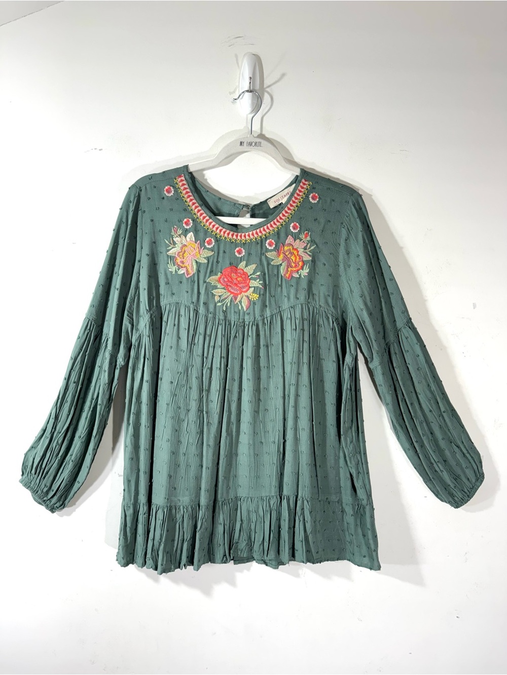 Solitaire Green Embroidered Floral Bohemian Top Peasant balloon Sleeve Large